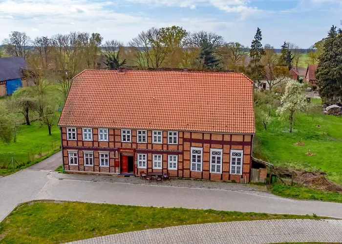 Alandblick Feriehus *